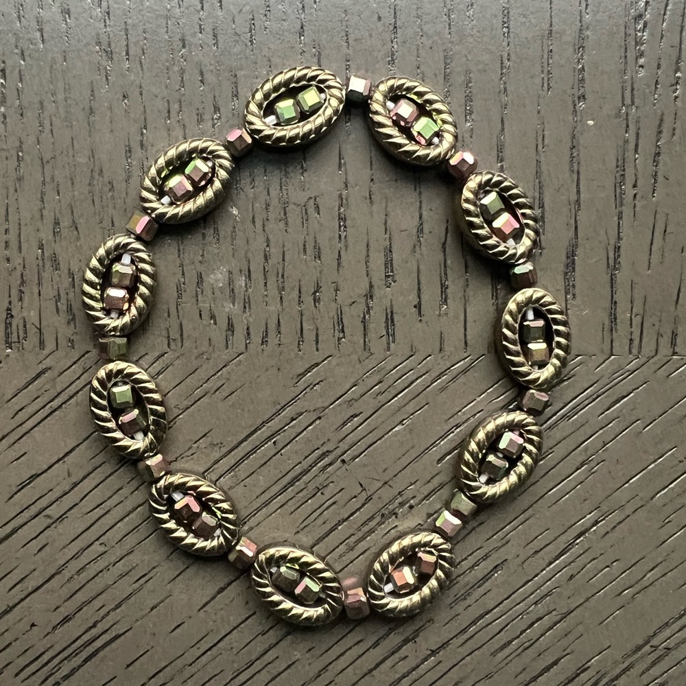Aura coated hematite bracelet SIZE 7’